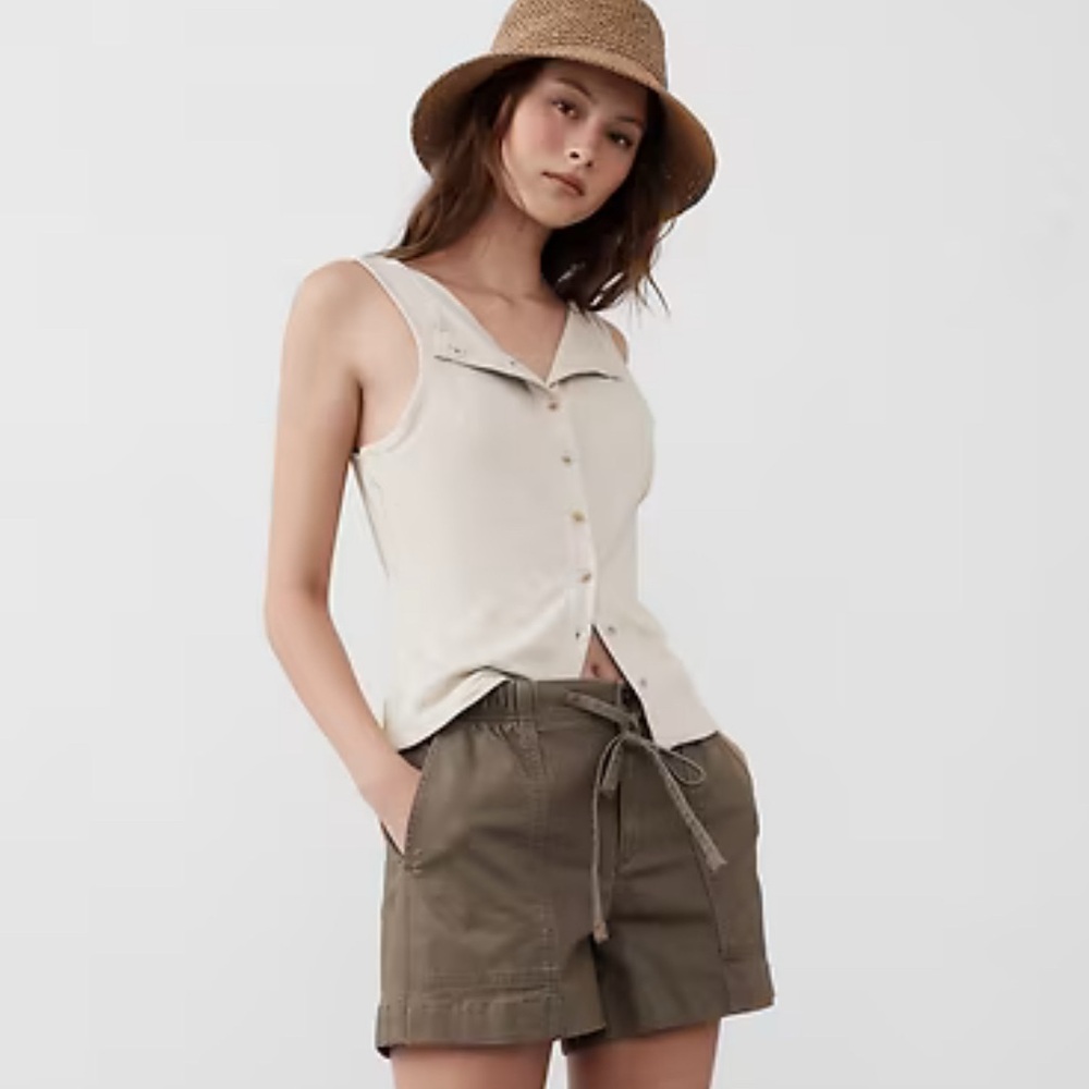Banana Republic Oatmeal Heather Ribbed Button Up Tank